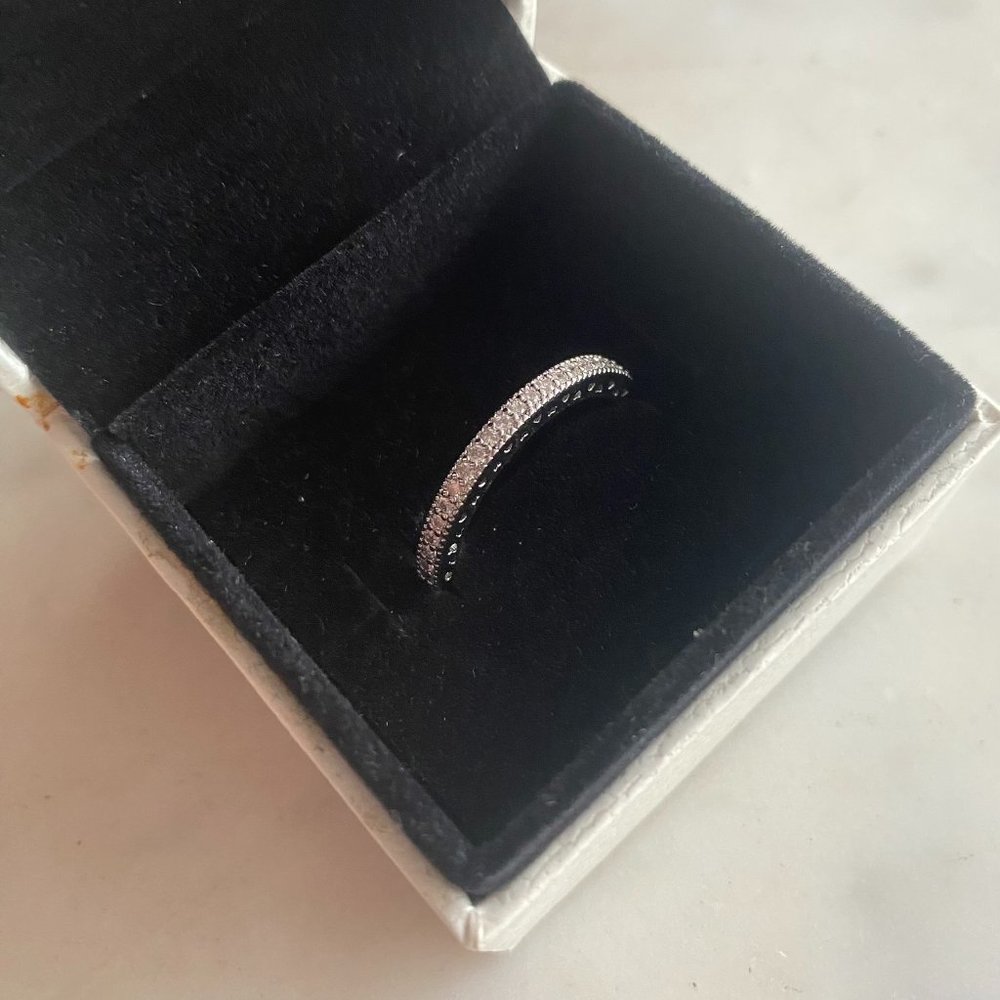 Sparkle & Hearts Band Ring